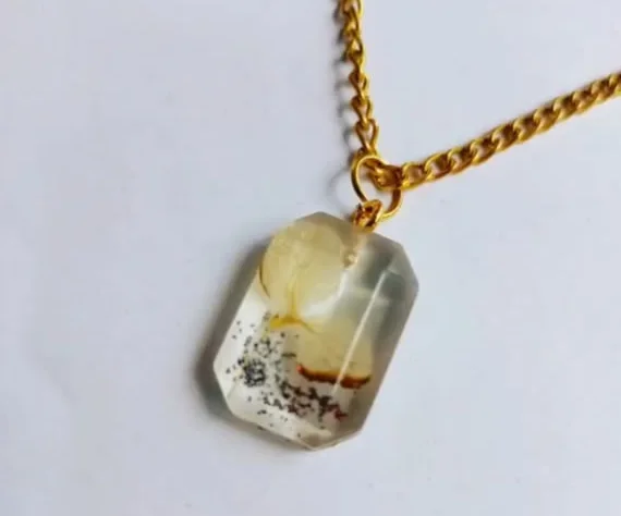 Real flower pendant, sold out
