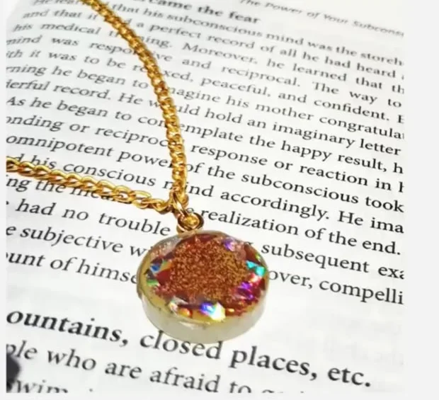 Rose-gold glitter pendant, sold out